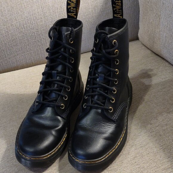 Dr. Martens Zavala Black Combat Boots US 9 Ladies/US 8 Men - Picture 2 of 9